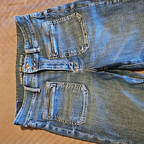 American Eagle Super Hi-Rise Flare Jeans - Picture 3 of 8
